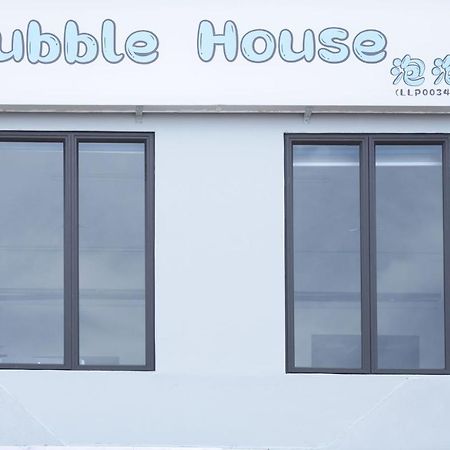 Bubble House Semporna 泡泡屋 Apartment Екстериор снимка
