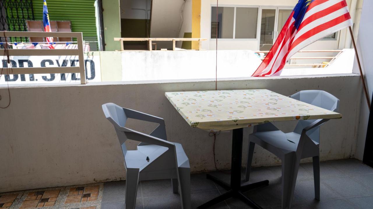 Bubble House Semporna 泡泡屋 Apartment Екстериор снимка